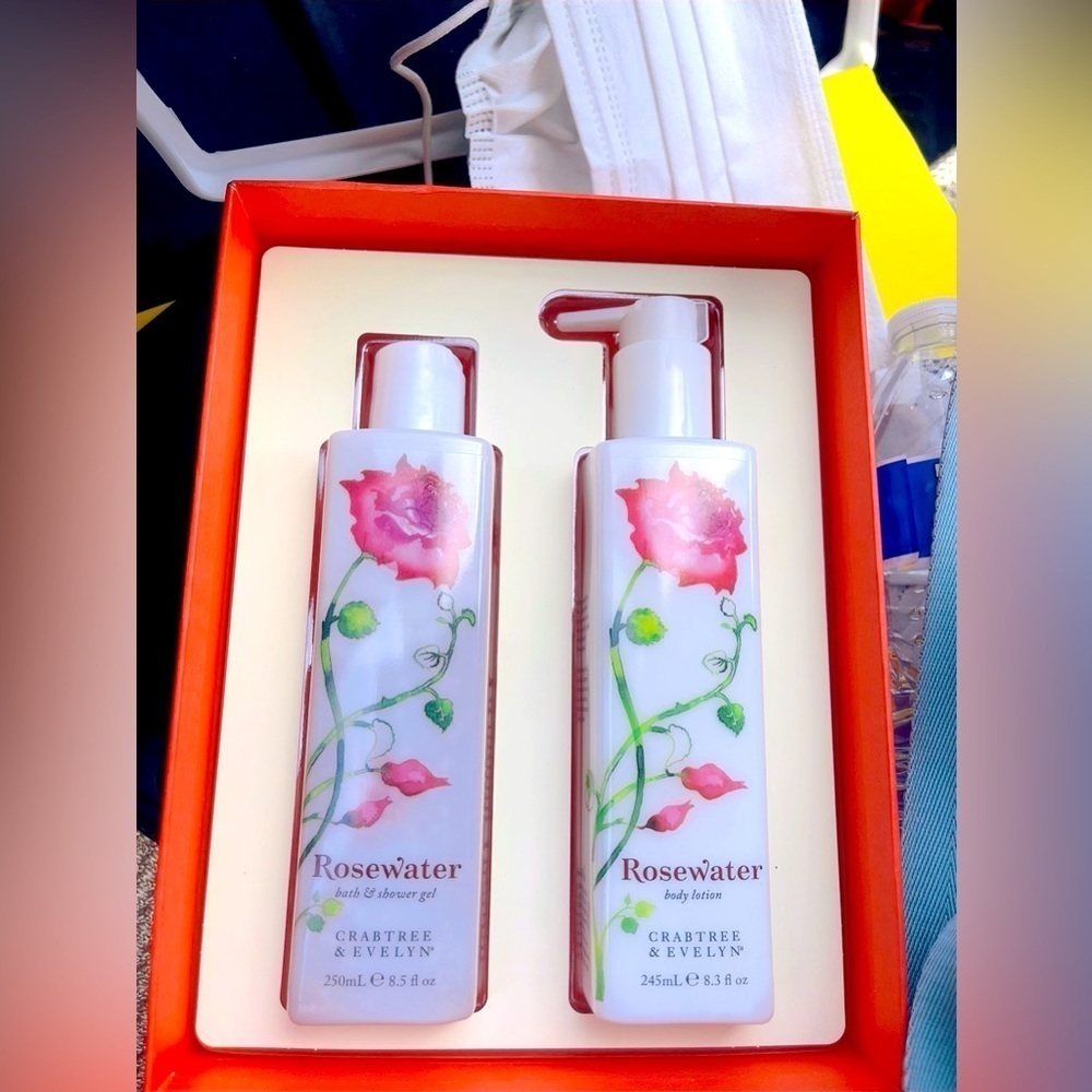 Crabtree & Evelyn Rosewater Shower Gel Body‎ Lotion Gift Set New 8.5 8.3 fl oz